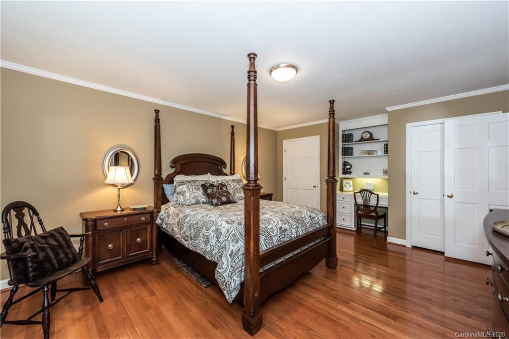 2404 Tattersall Drive Charlotte NC 28210