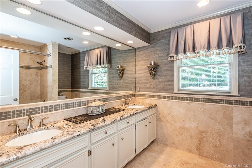2404 Tattersall Drive Charlotte NC 28210