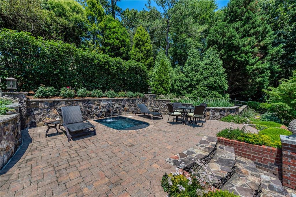 2404 Tattersall Drive Charlotte NC 28210
