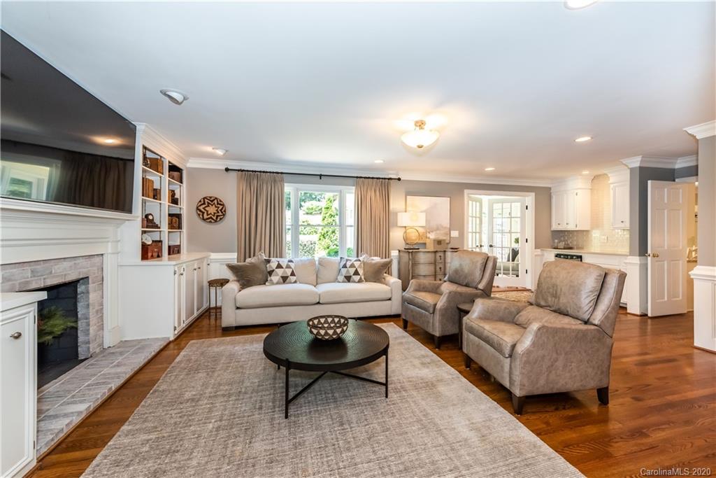 2404 Tattersall Drive Charlotte NC 28210