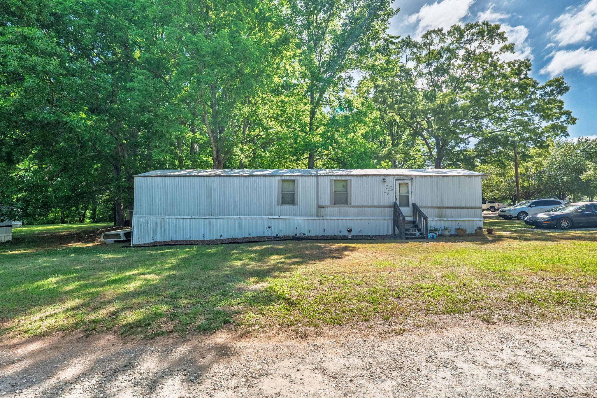 145 Nathaniel Lane Kannapolis NC 28081