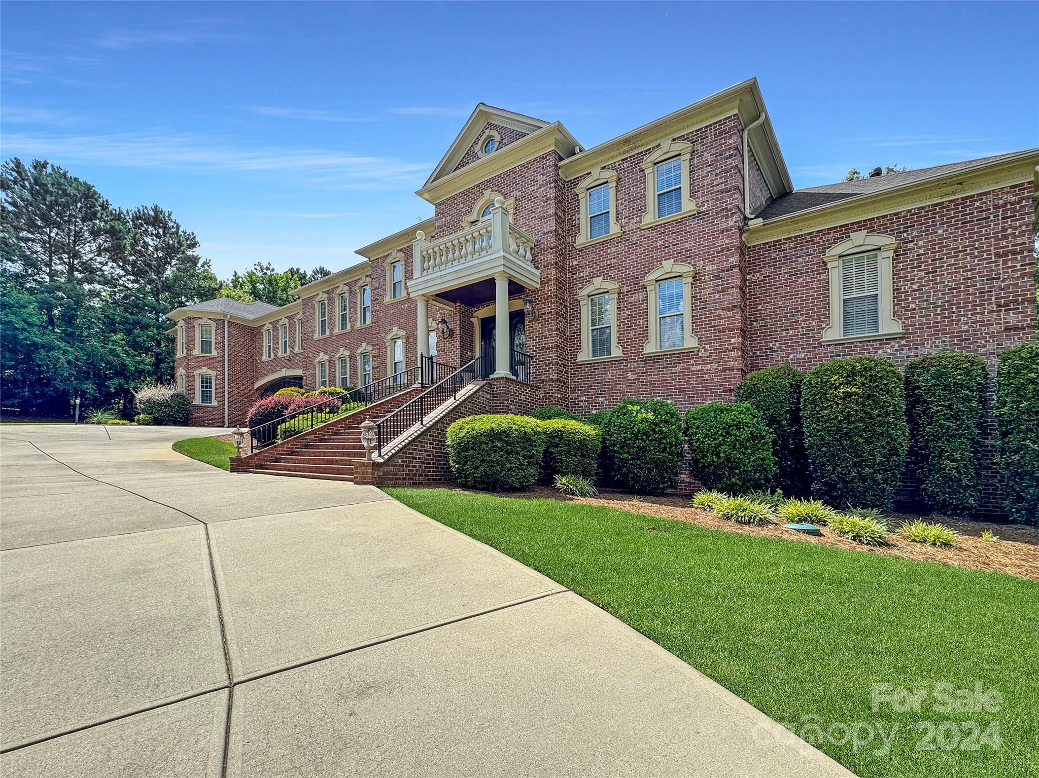 9100 Woodhall Lake Drive Waxhaw NC 28173