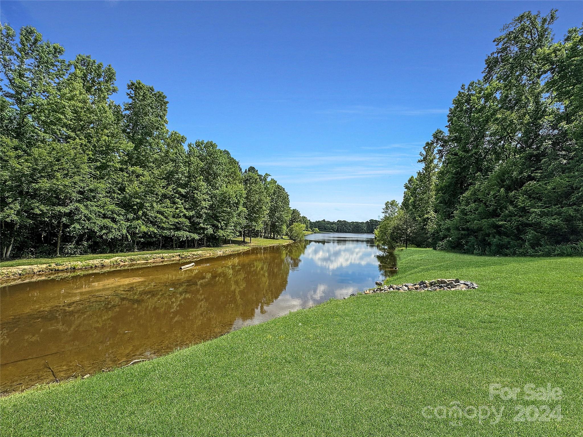 9100 Woodhall Lake Drive Waxhaw NC 28173