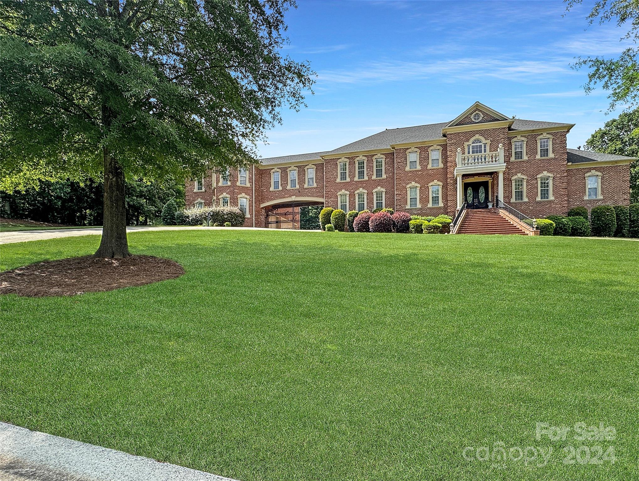9100 Woodhall Lake Drive Waxhaw NC 28173