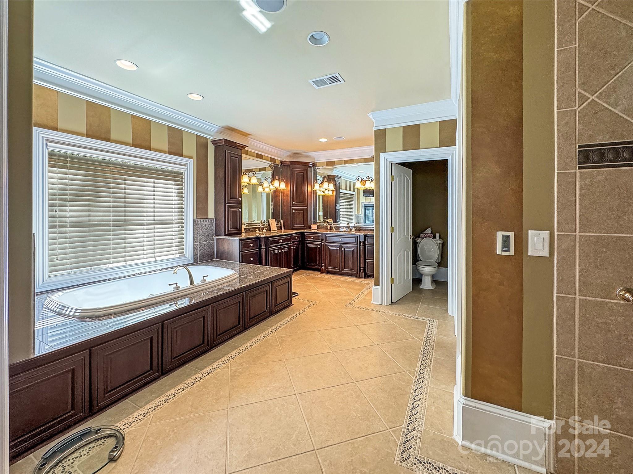 9100 Woodhall Lake Drive Waxhaw NC 28173