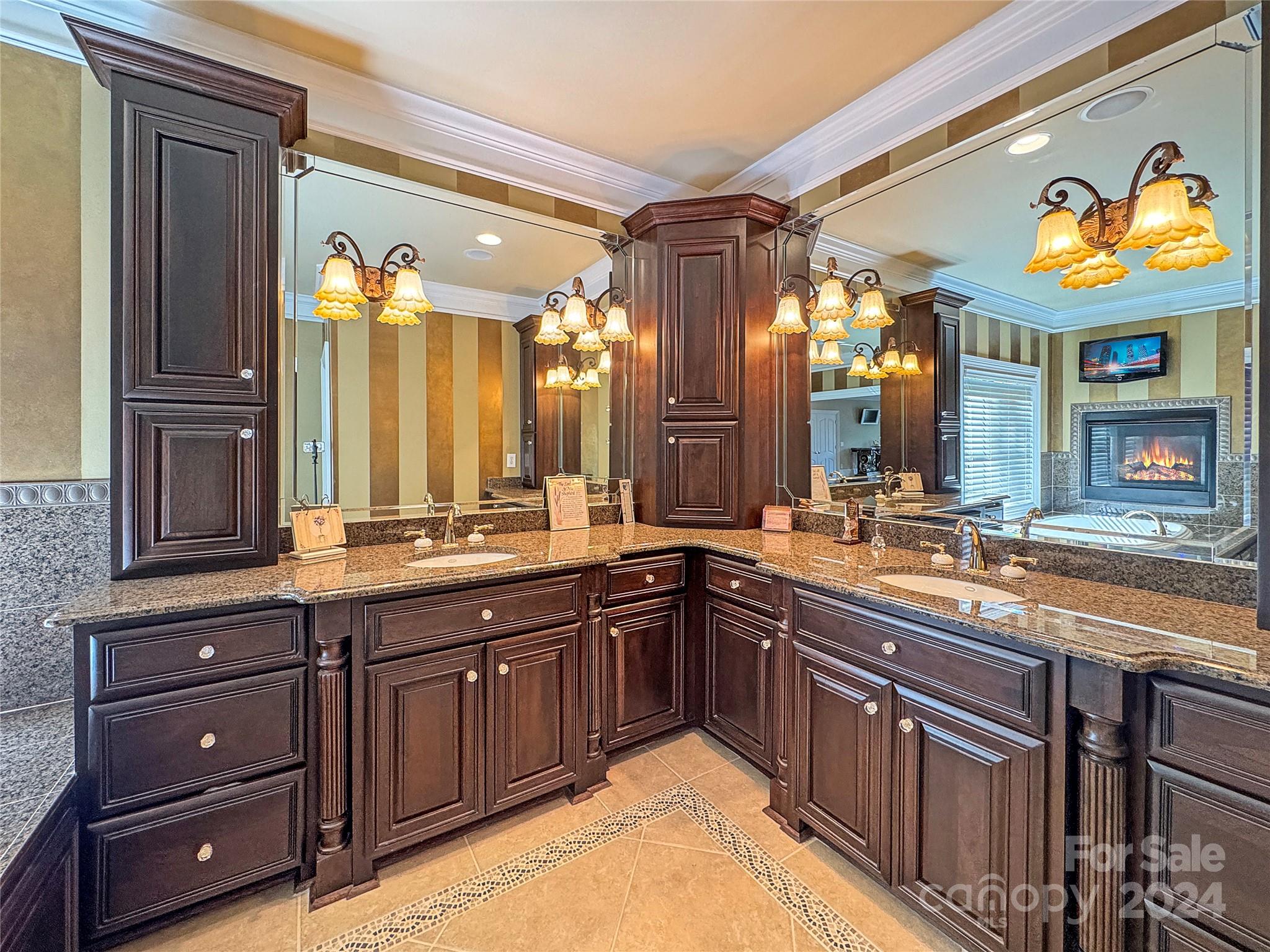 9100 Woodhall Lake Drive Waxhaw NC 28173