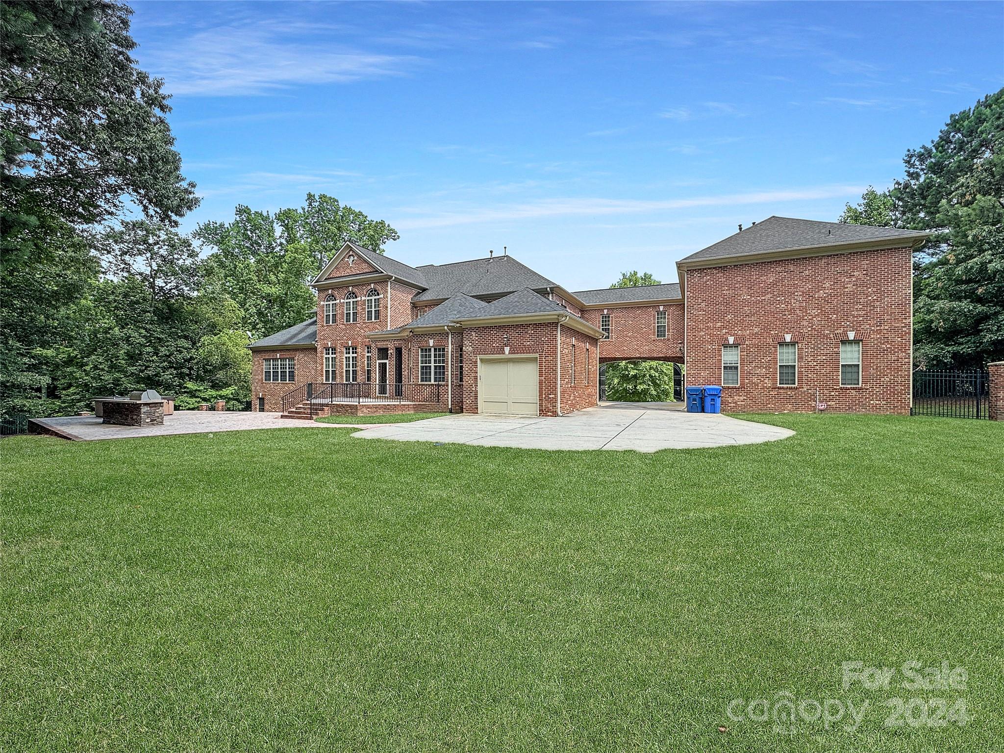 9100 Woodhall Lake Drive Waxhaw NC 28173