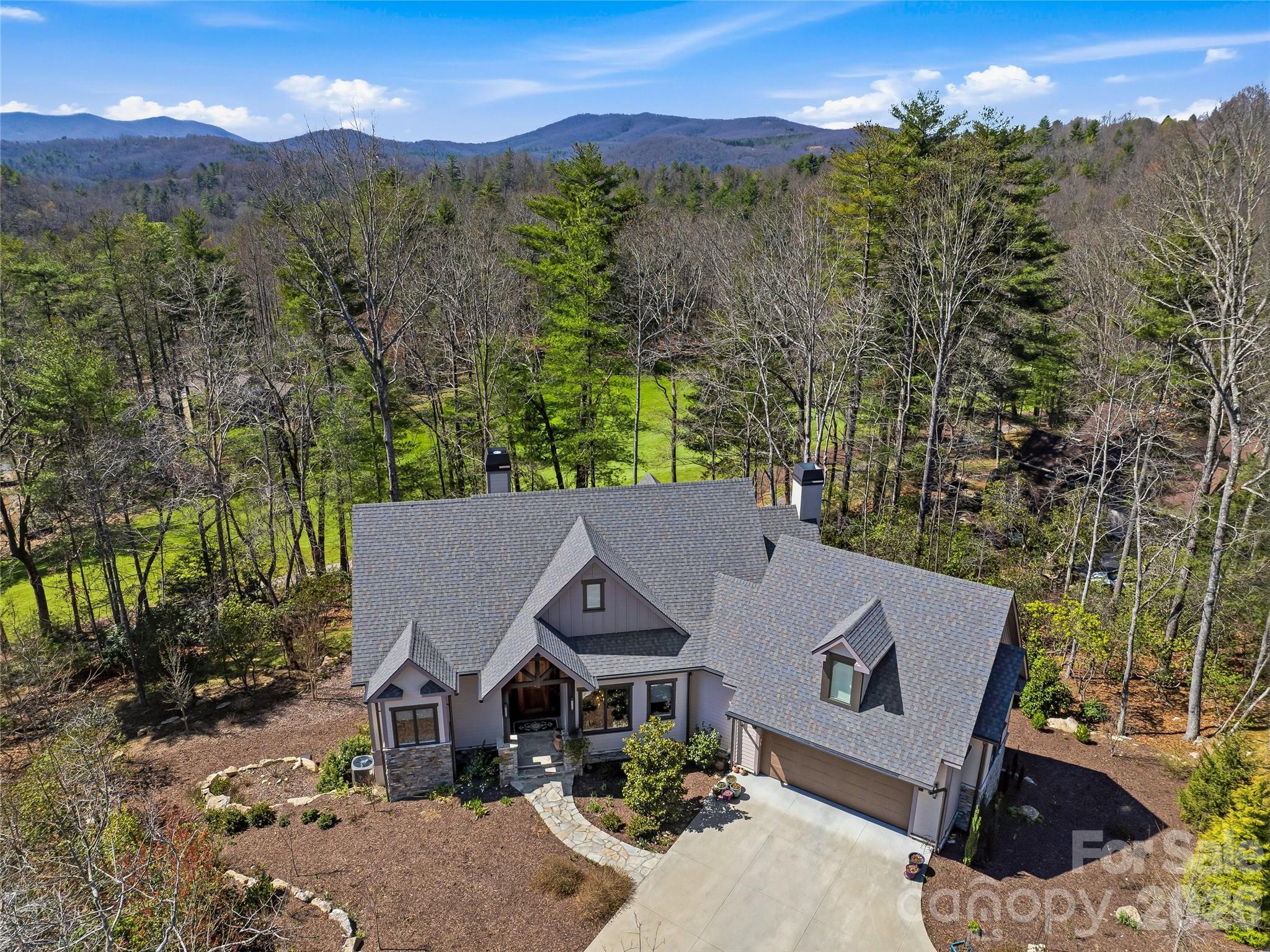 145 Chattooga Run Hendersonville NC 28739