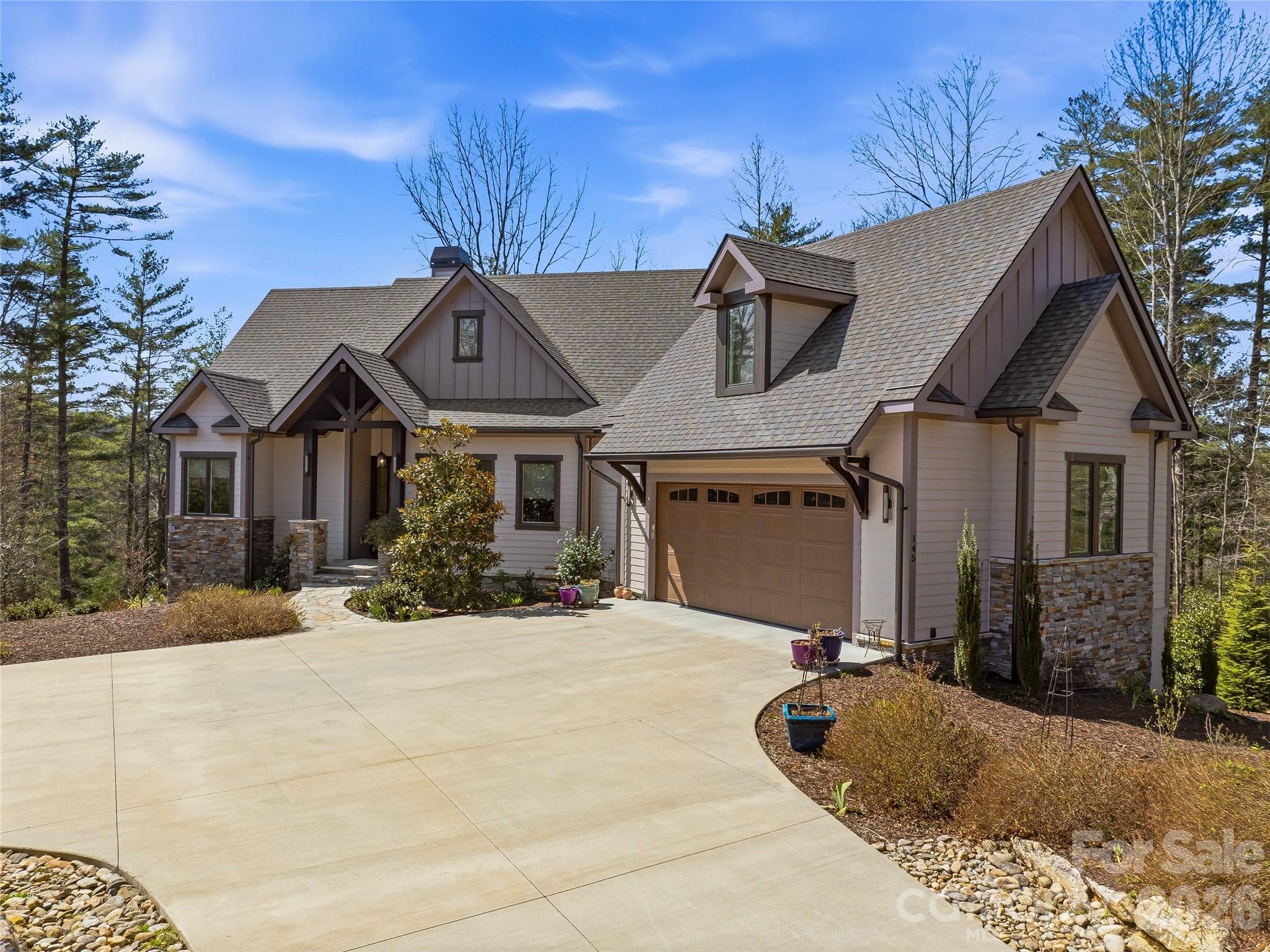 145 Chattooga Run Hendersonville NC 28739