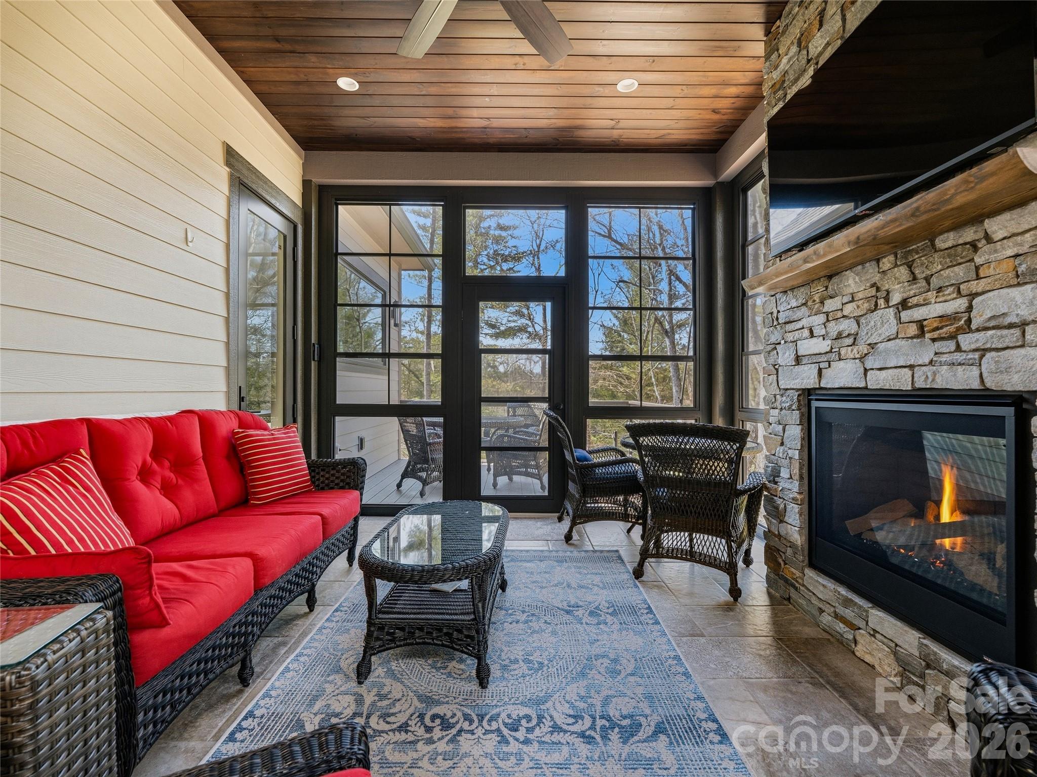 145 Chattooga Run Hendersonville NC 28739