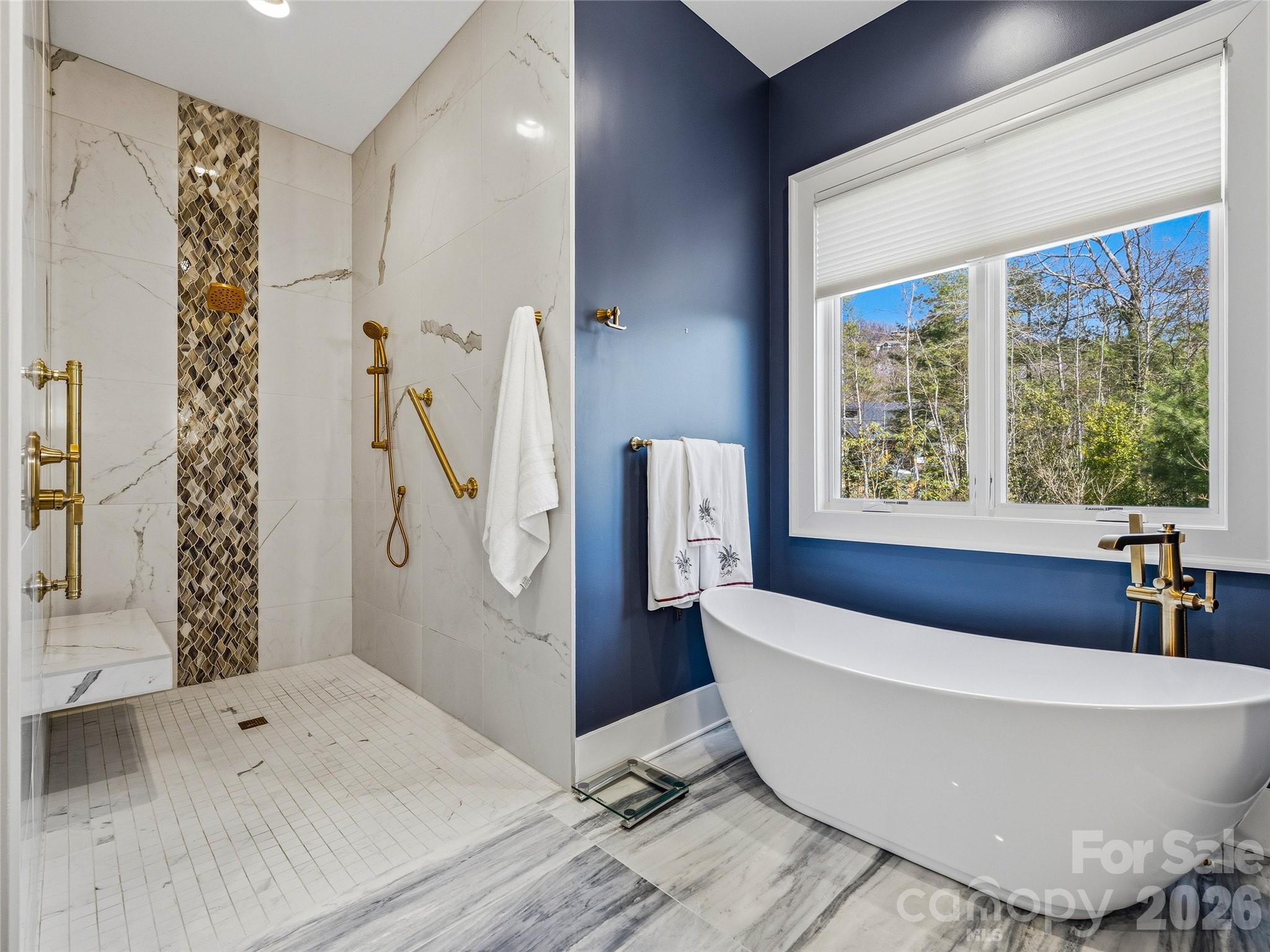 145 Chattooga Run Hendersonville NC 28739