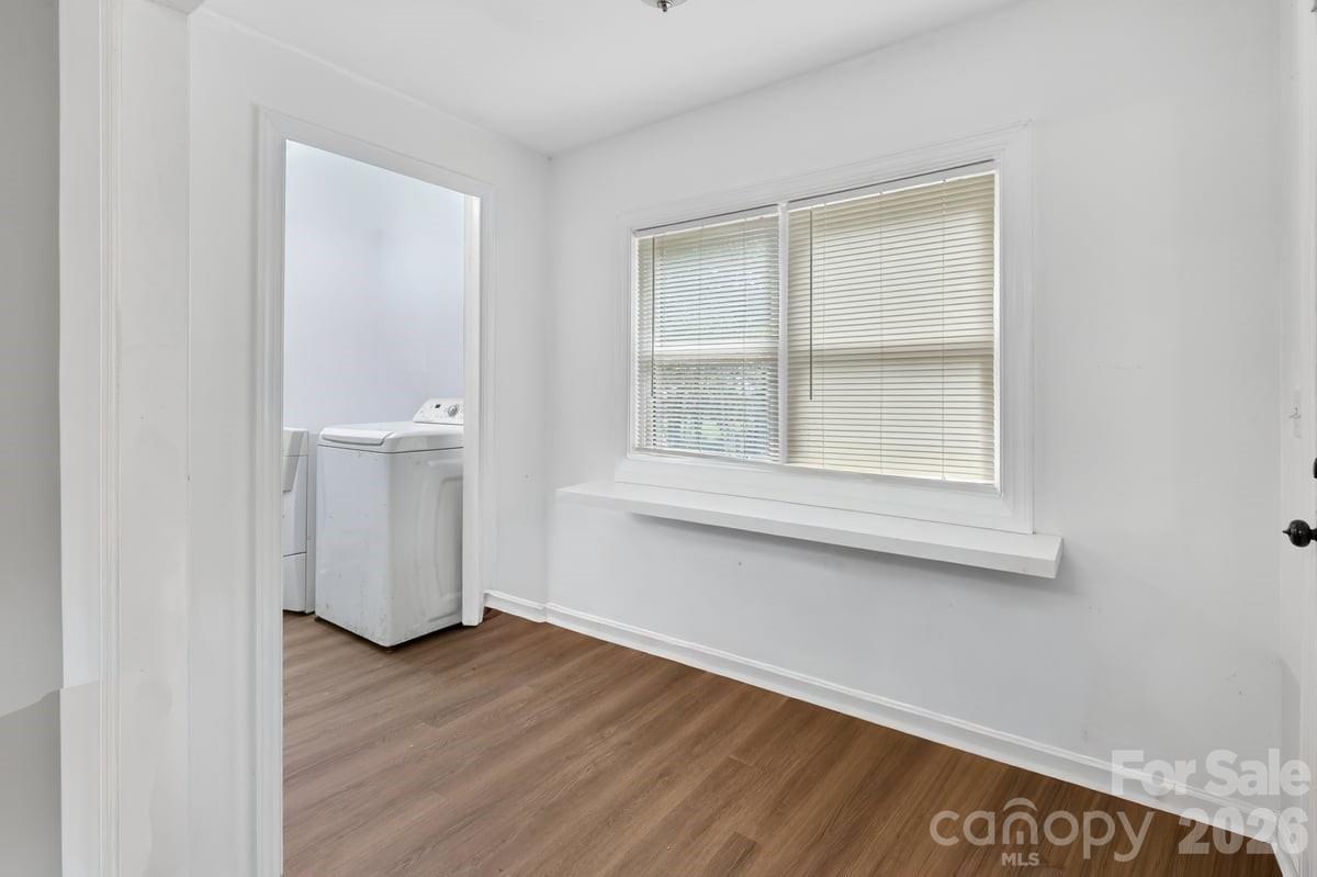 7811 Heatherdale Court Charlotte NC 28212