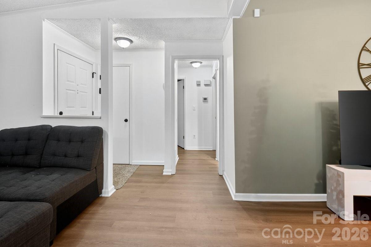 7811 Heatherdale Court Charlotte NC 28212