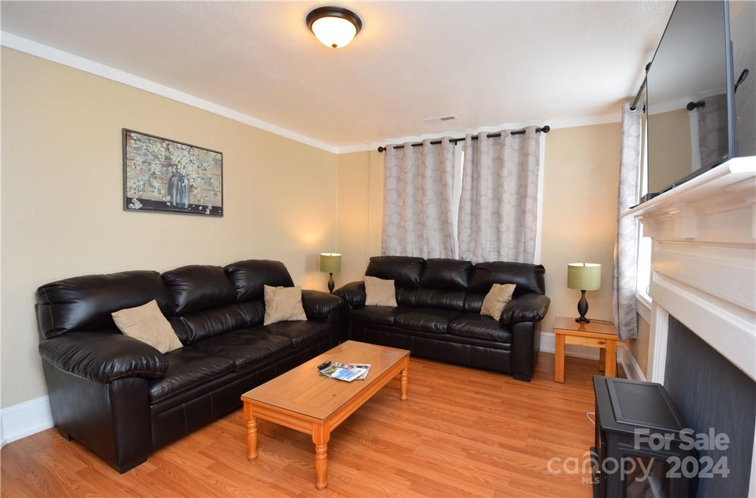 144 Oakland Circle Canton NC 28716