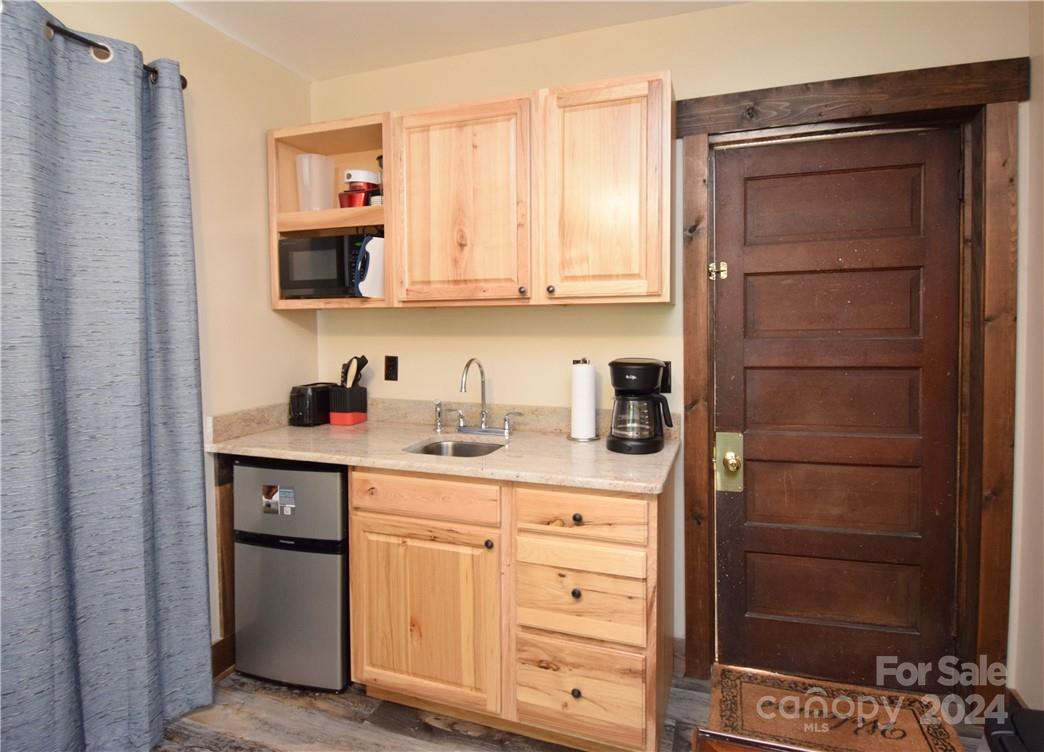 144 Oakland Circle Canton NC 28716