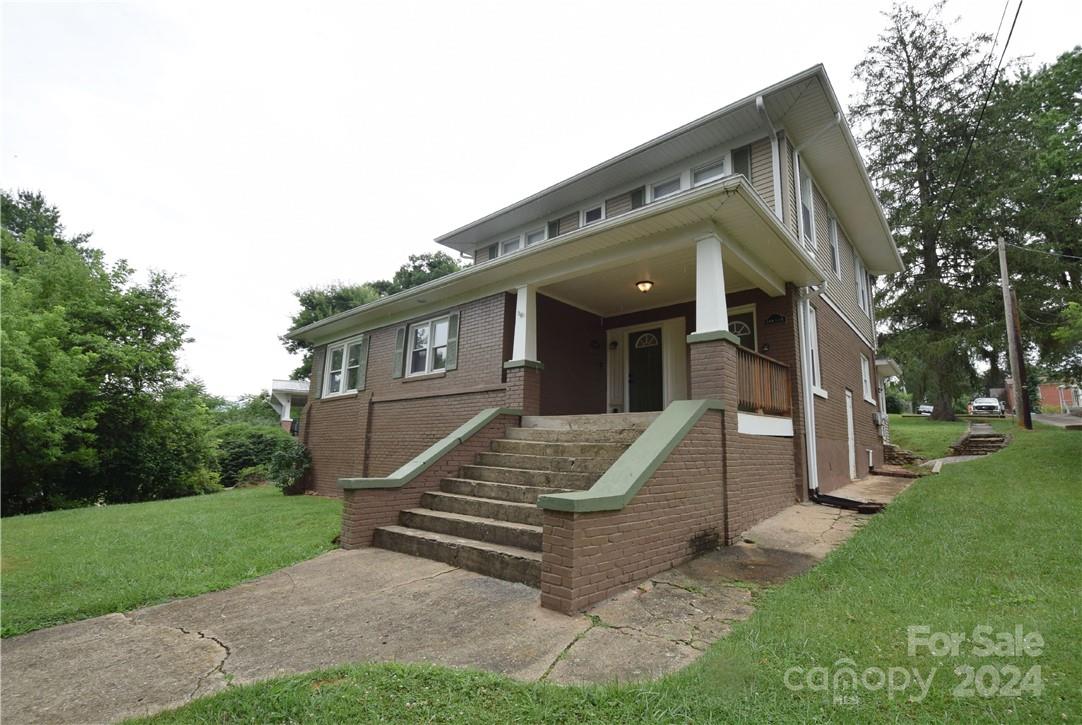 144 Oakland Circle Canton NC 28716