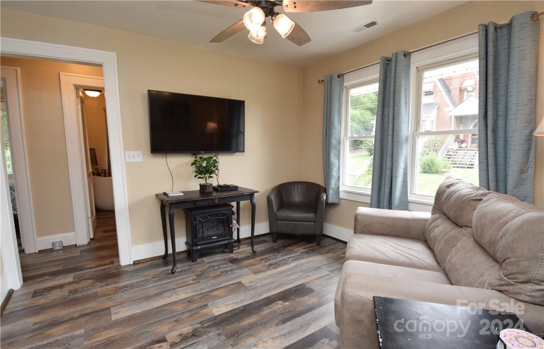 144 Oakland Circle Canton NC 28716