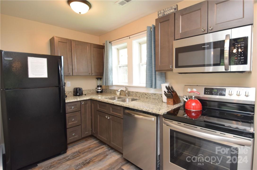 144 Oakland Circle Canton NC 28716