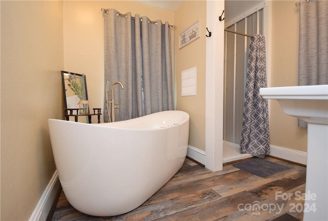 144 Oakland Circle Canton NC 28716