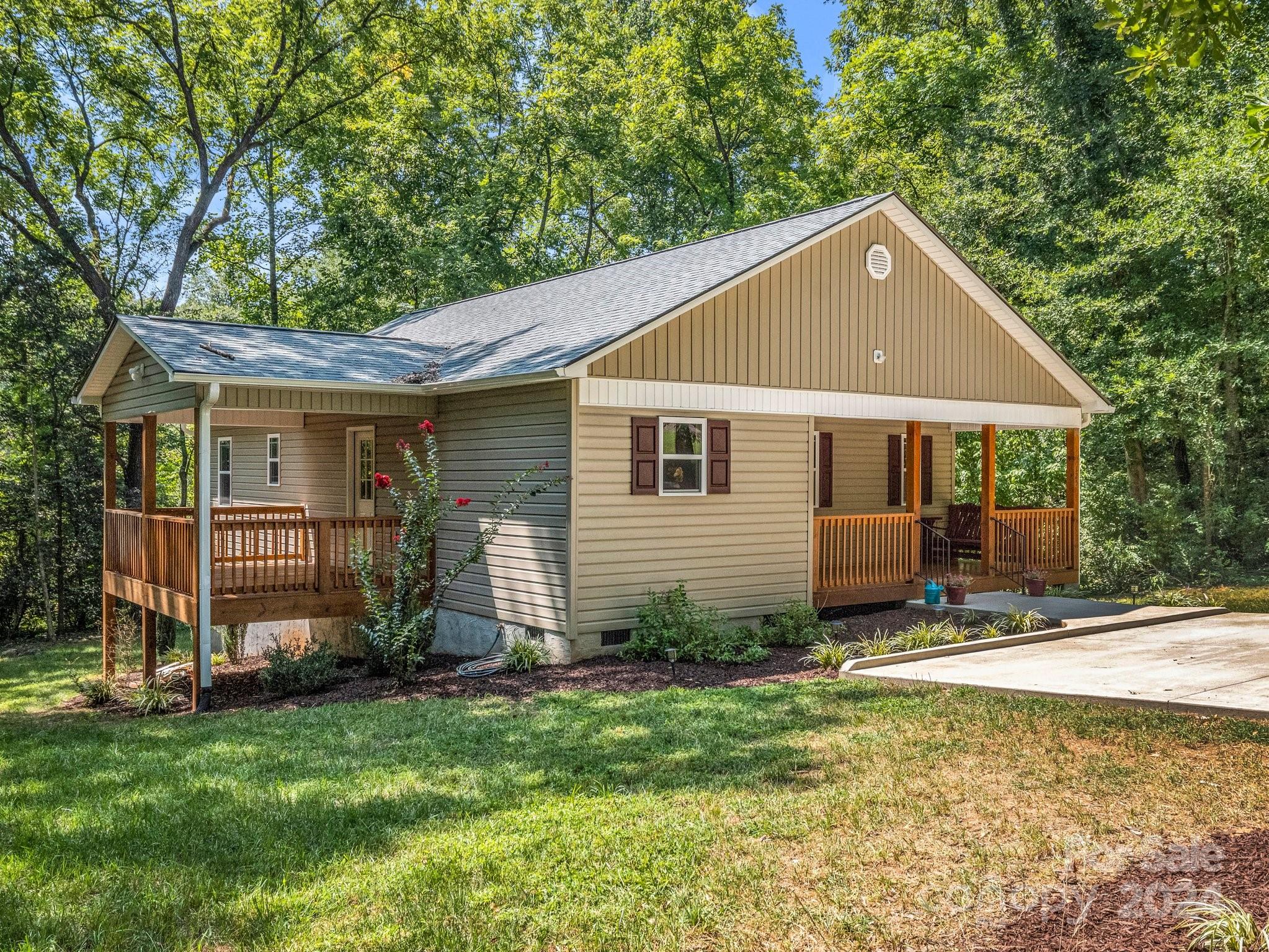 125 Woodland Circle Rutherfordton NC 28139