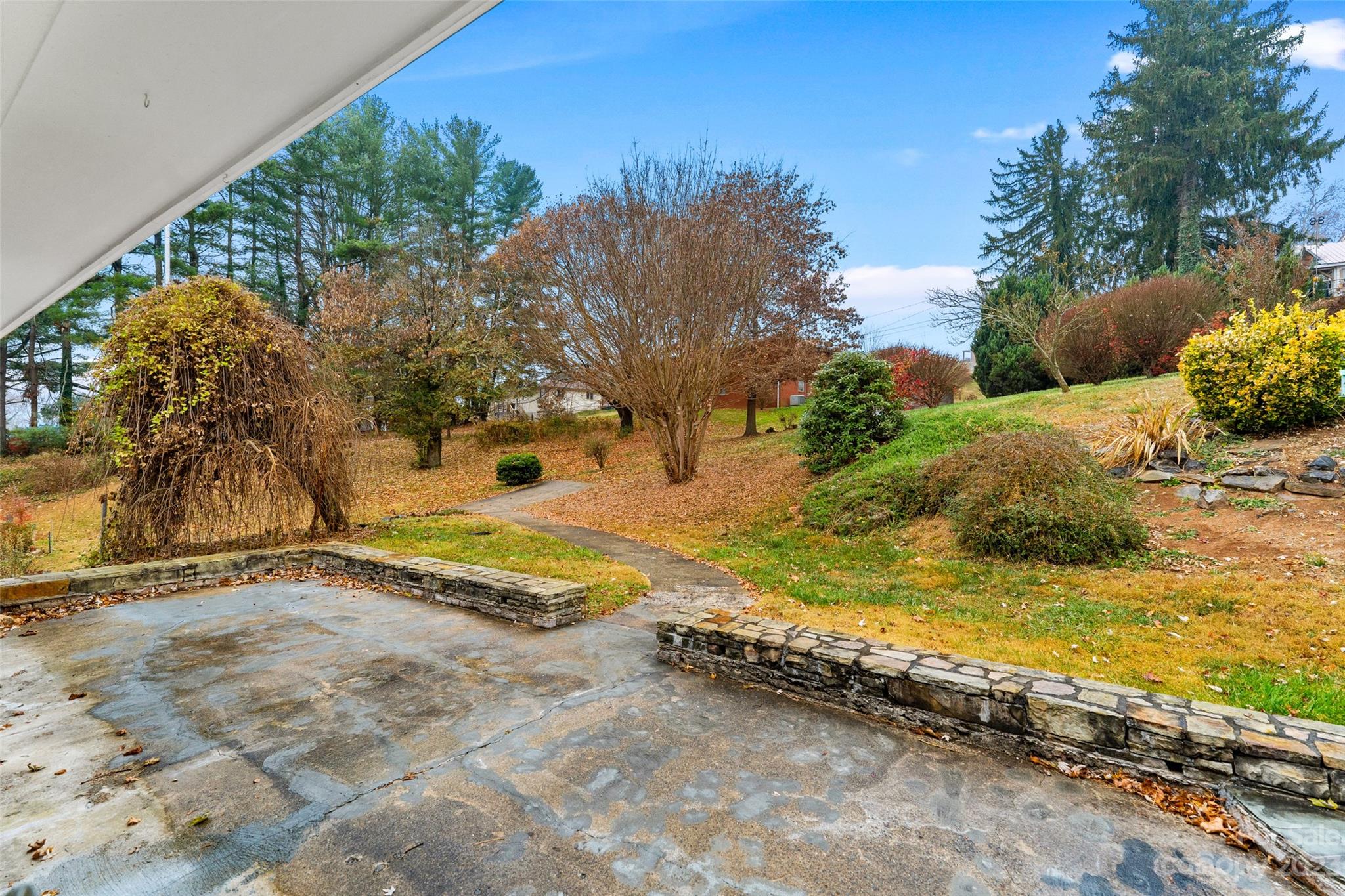 327 North Main Street Canton NC 28716