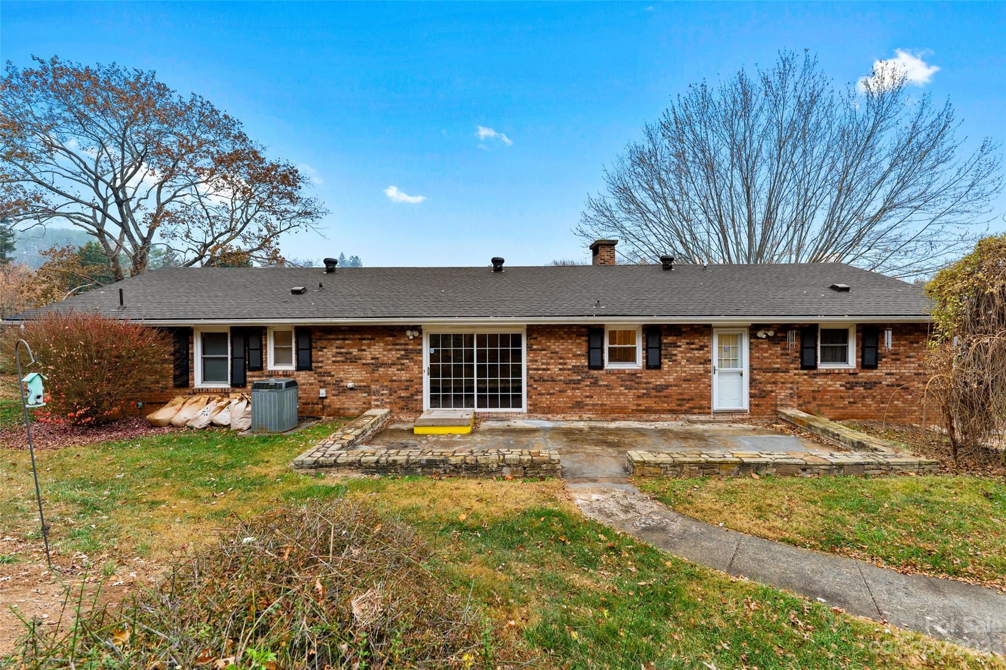 327 North Main Street Canton NC 28716