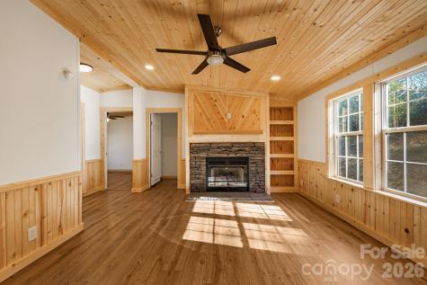 398 Dogwood Drive Bakersville NC 28705