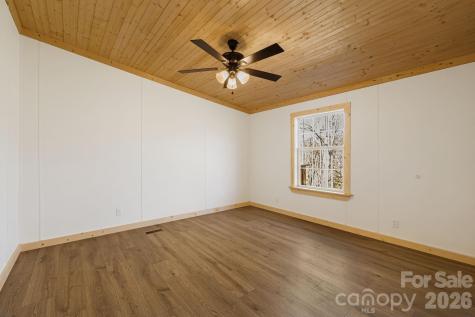 398 Dogwood Drive Bakersville NC 28705