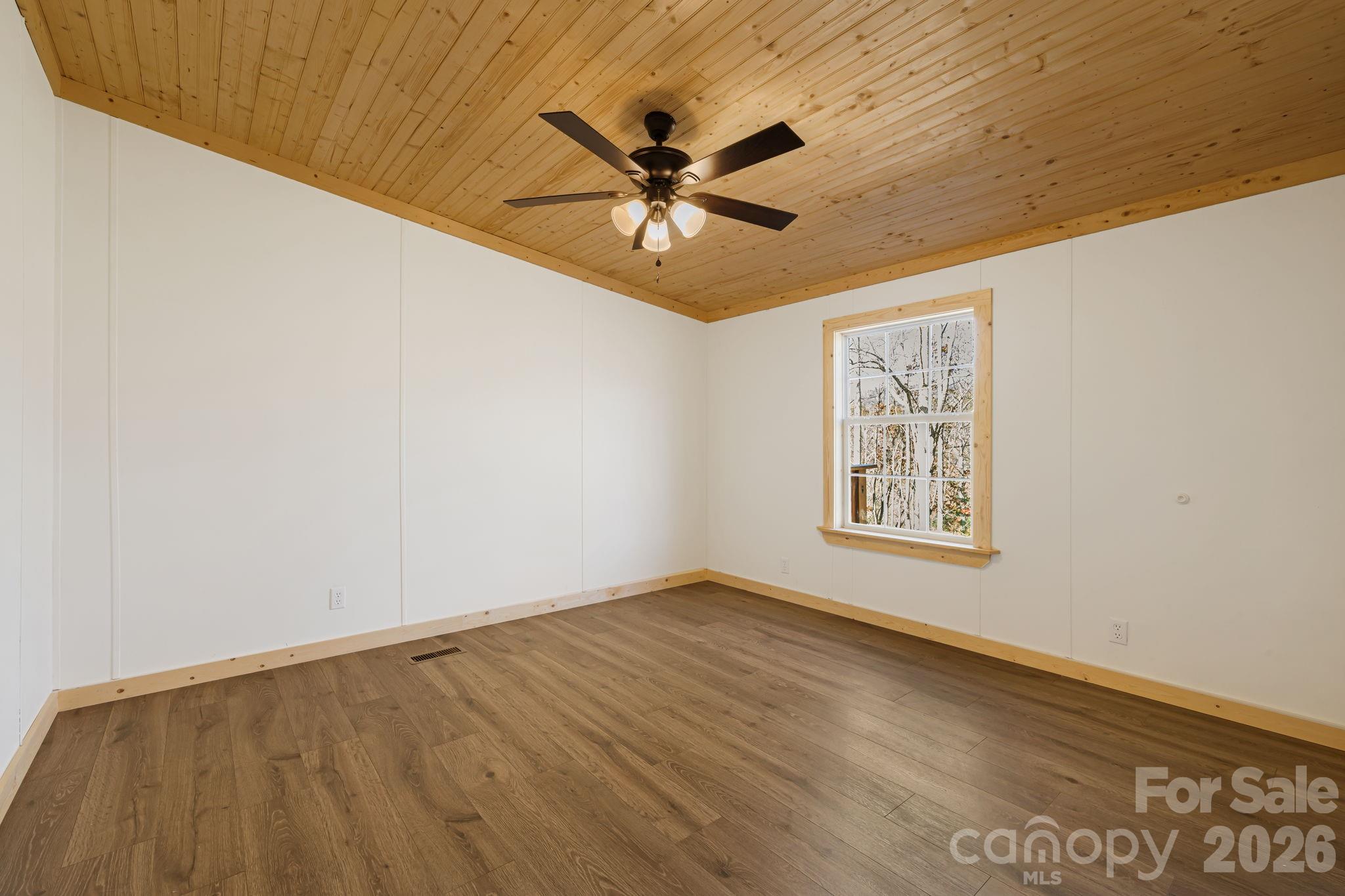 398 Dogwood Drive Bakersville NC 28705