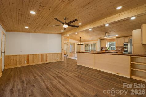 398 Dogwood Drive Bakersville NC 28705