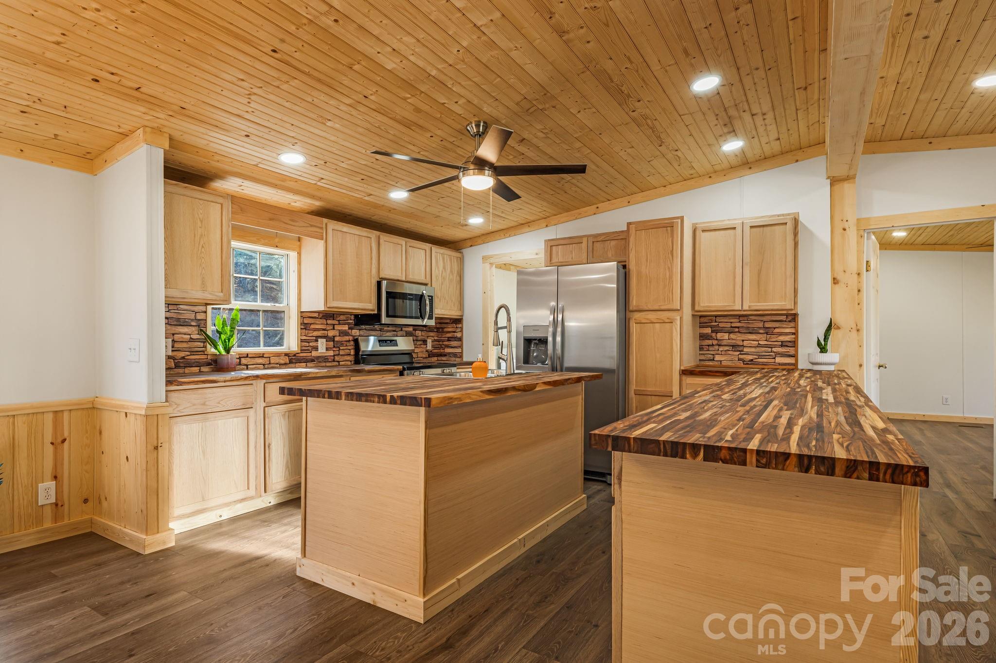 398 Dogwood Drive Bakersville NC 28705