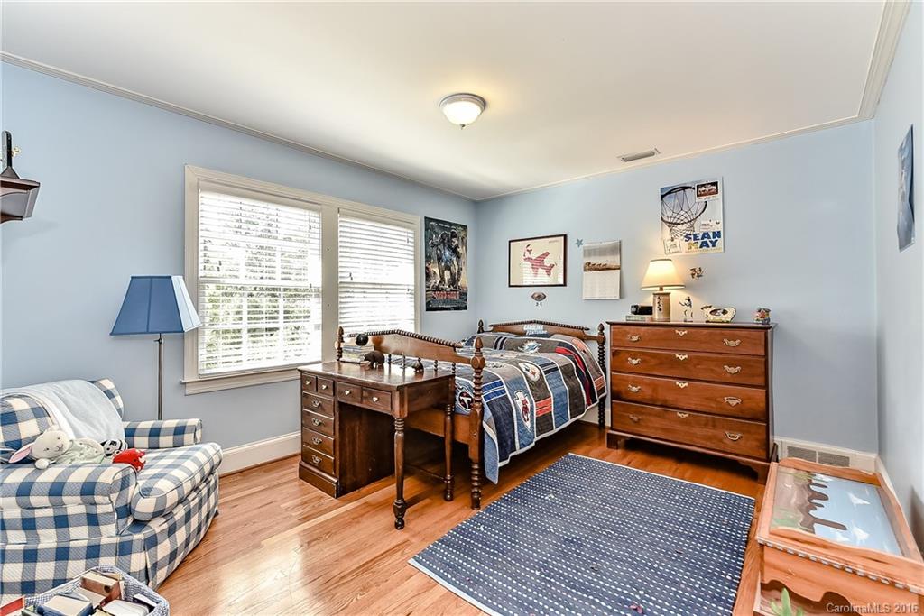 2630 Bucknell Avenue Charlotte NC 28207