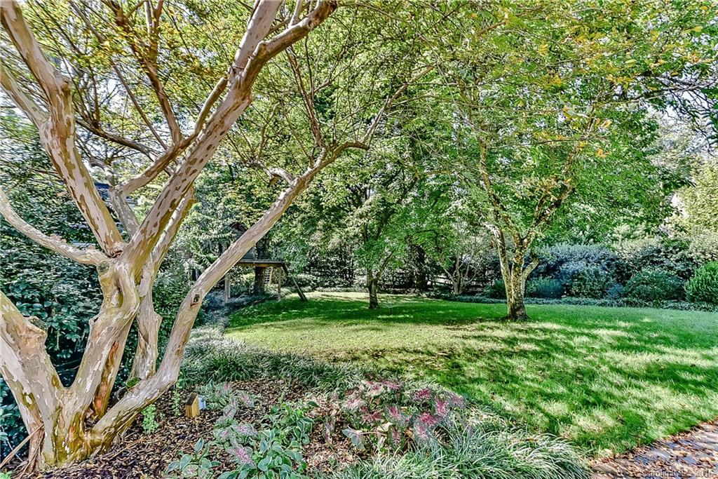 2630 Bucknell Avenue Charlotte NC 28207