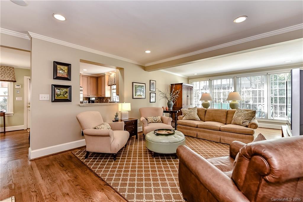 2630 Bucknell Avenue Charlotte NC 28207