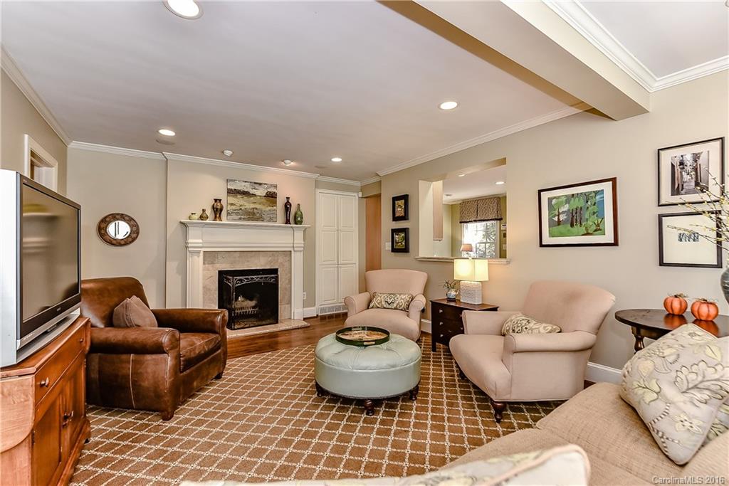 2630 Bucknell Avenue Charlotte NC 28207