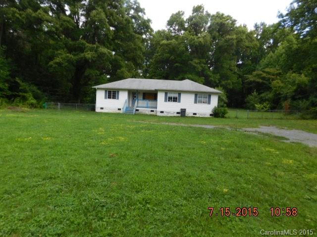 3527 Oakwood Road Charlotte NC 28269