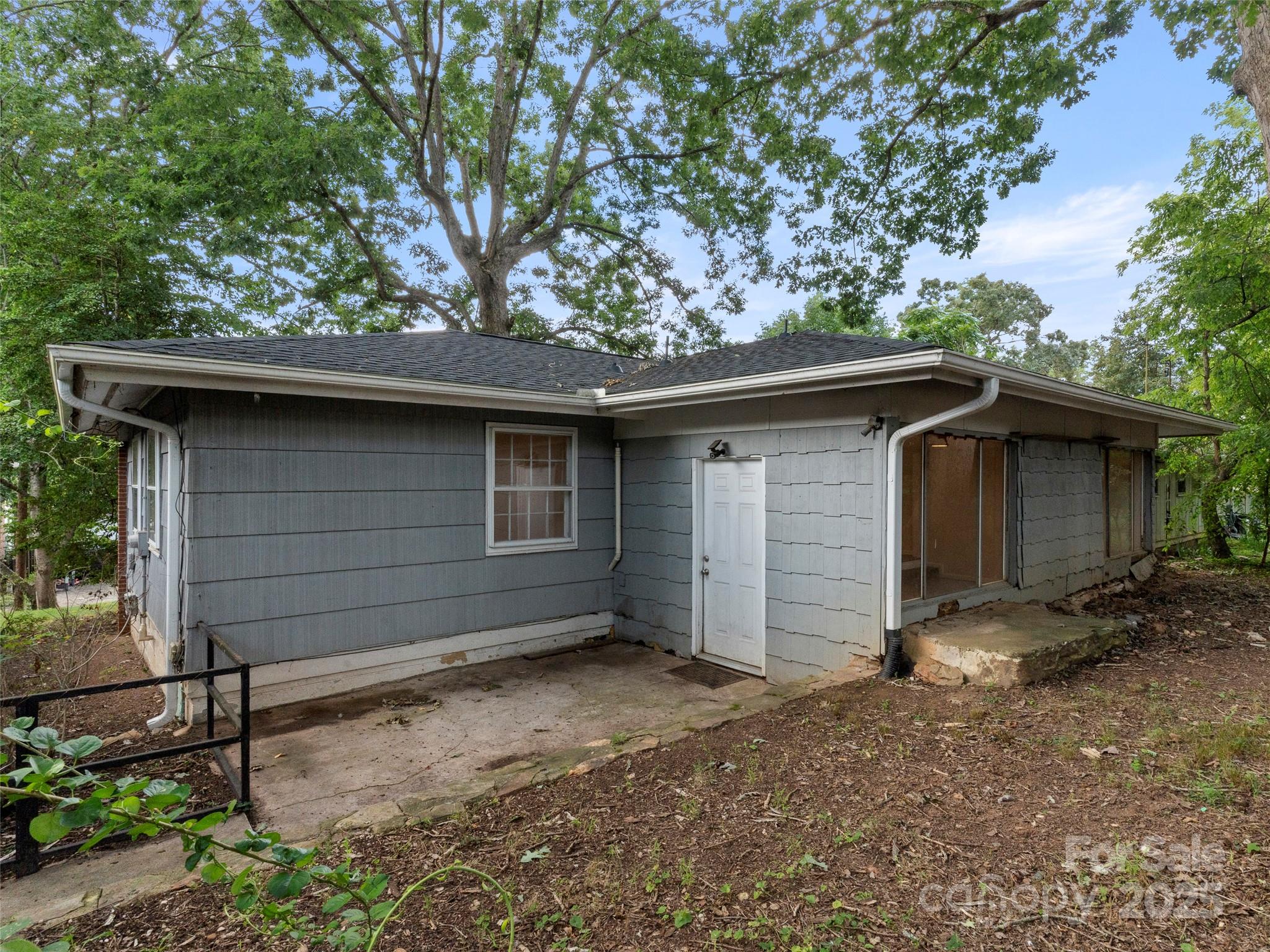 99 Nevada Avenue Asheville NC 28806