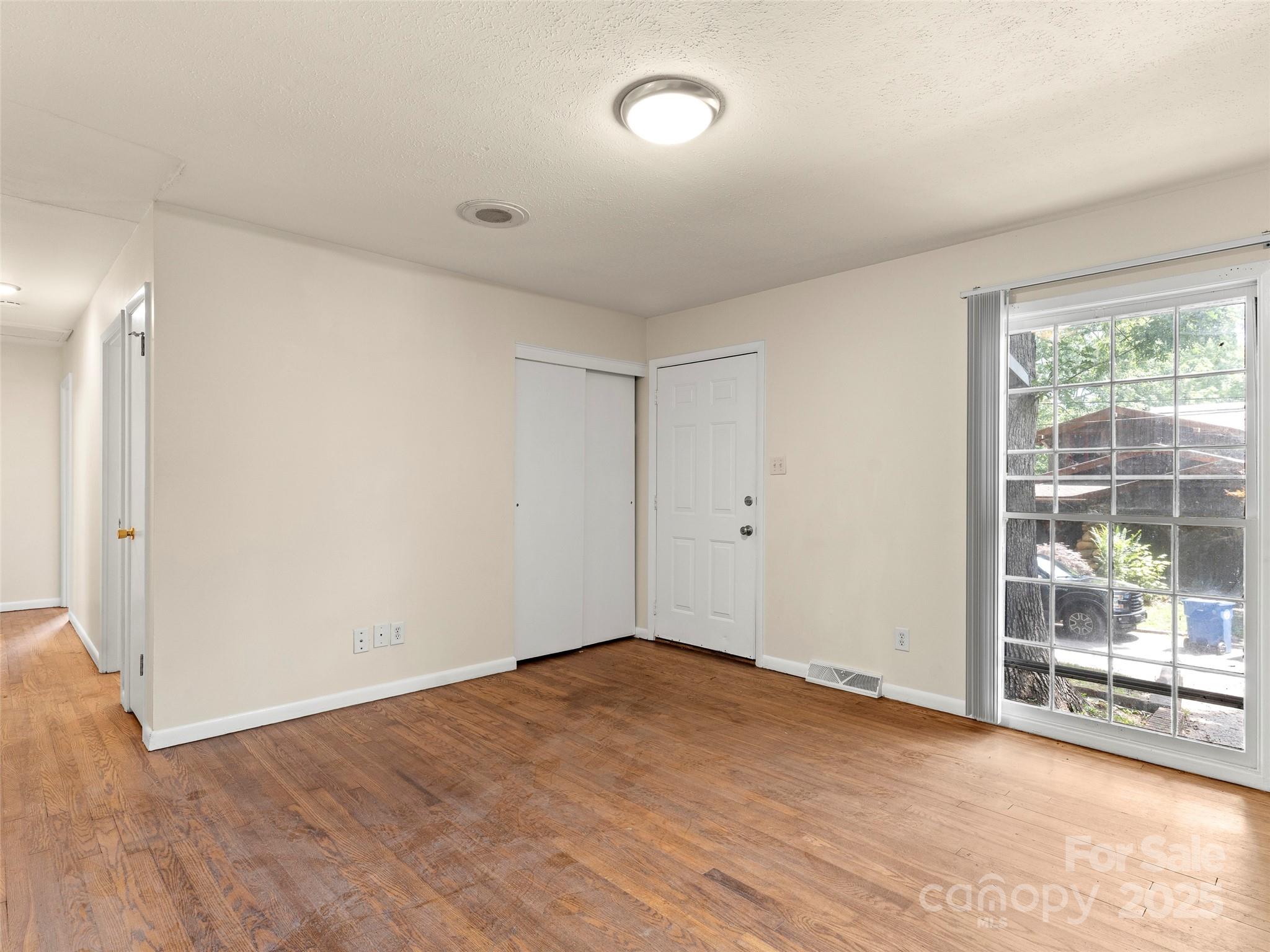 99 Nevada Avenue Asheville NC 28806