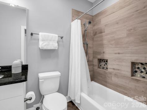 29 Stonehollow Lane Brevard NC 28712