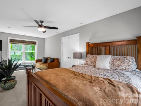 29 Stonehollow Lane Brevard NC 28712