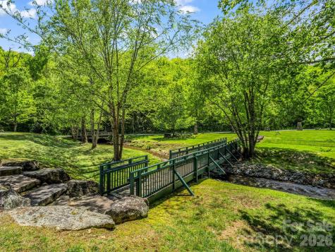 29 Stonehollow Lane Brevard NC 28712