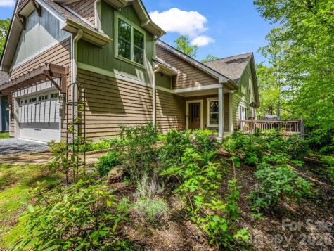 29 Stonehollow Lane Brevard NC 28712