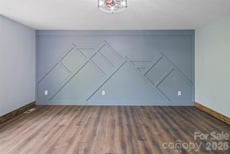 115 Pine Burr Drive Purlear NC 28665