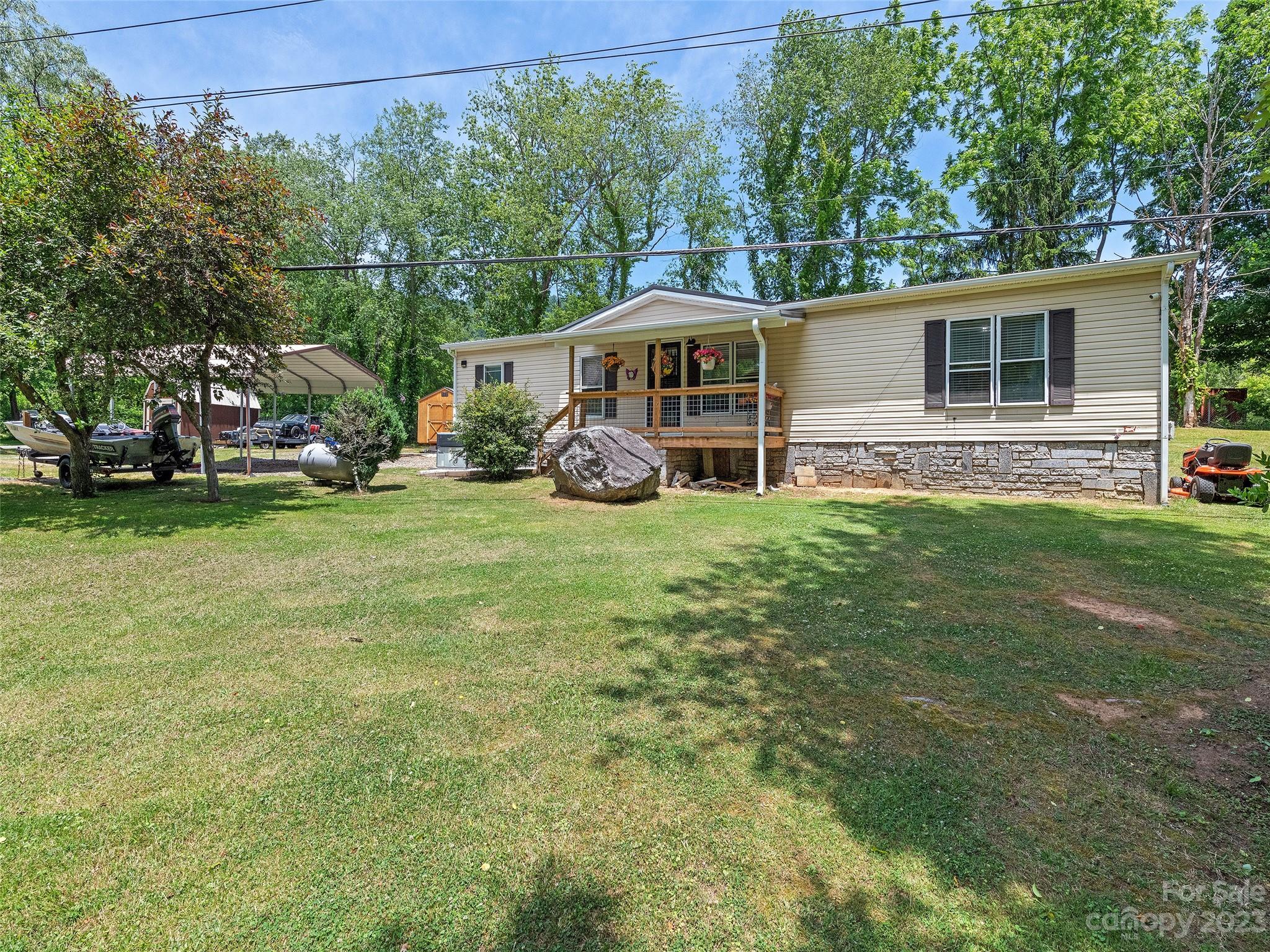 38 Happy Acres Road Waynesville NC 28785