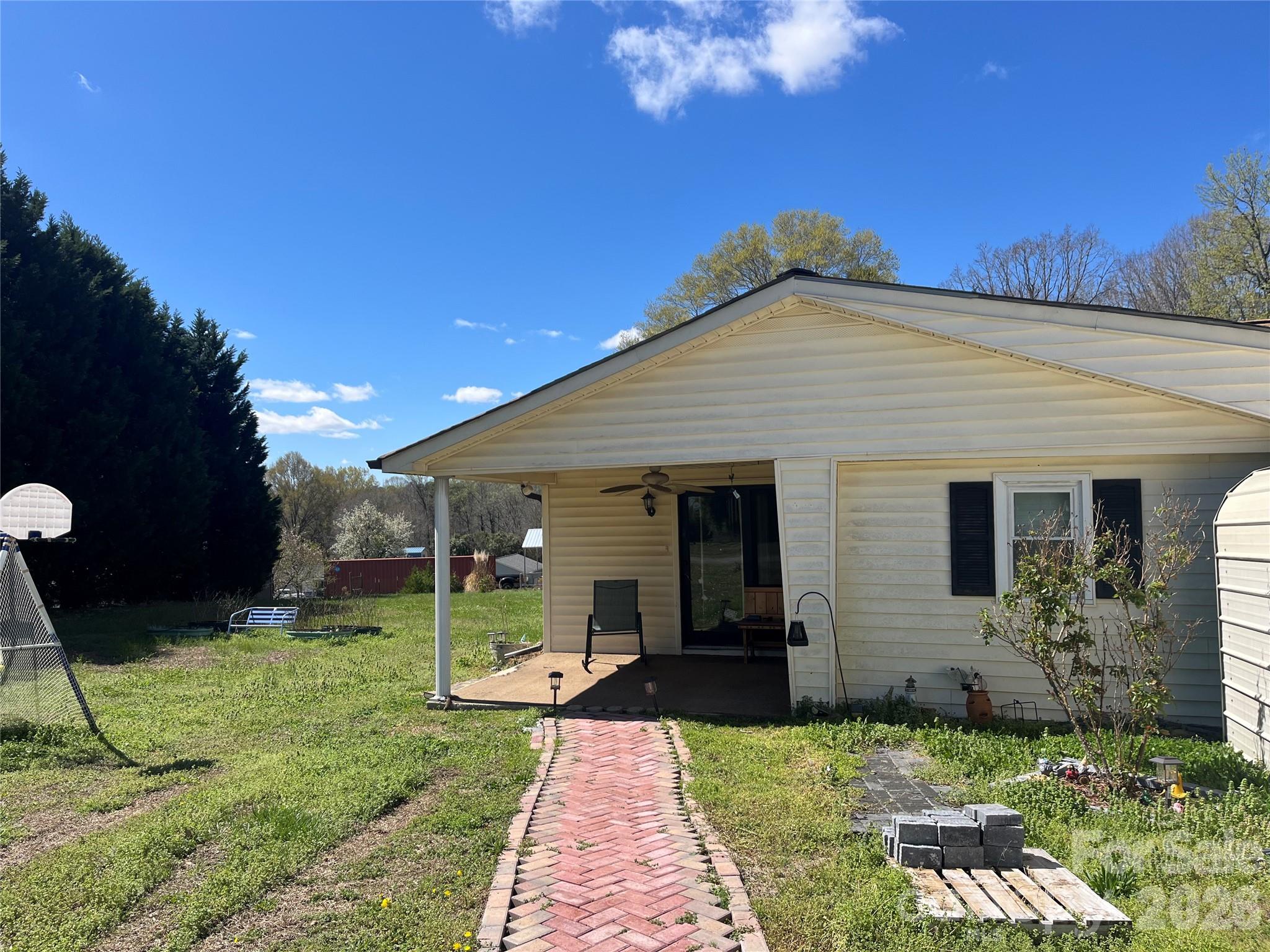 1021 Ebenezer Road Kannapolis NC 28083