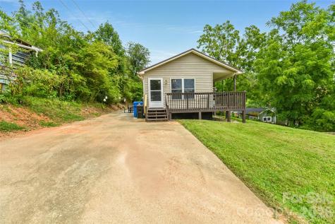 110 West Lane Brevard NC 28712