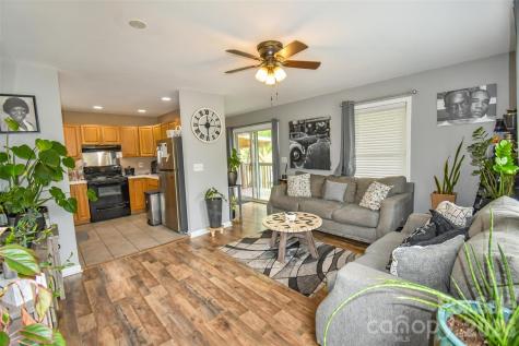 110 West Lane Brevard NC 28712