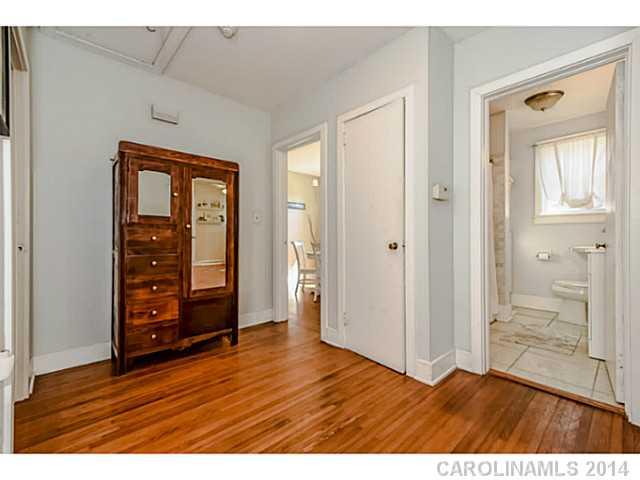 1534 Crystal Road Charlotte NC 28205