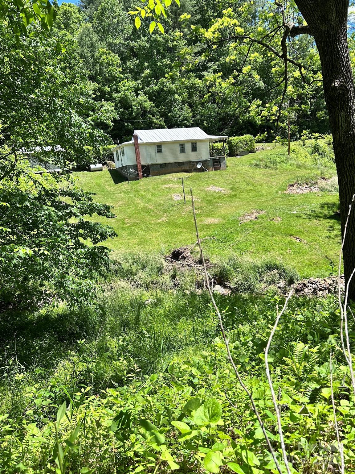 611 Johnson Hollow Road Bakersville NC 28705