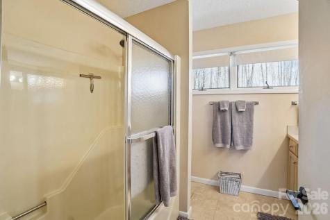 34 Wolfs Head Court Mars Hill NC 28754